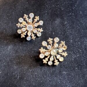 Vintage Snowflake Brooch Pair Gold Tone Clear Stones 1 Inch